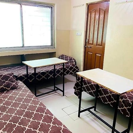 Aashiyana Boys Hostel Indore Zewnętrze zdjęcie