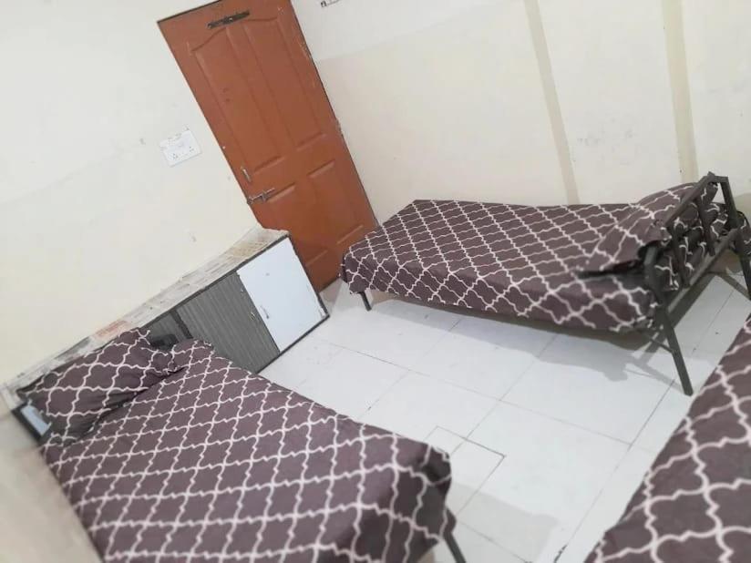 Aashiyana Boys Hostel Indore Zewnętrze zdjęcie